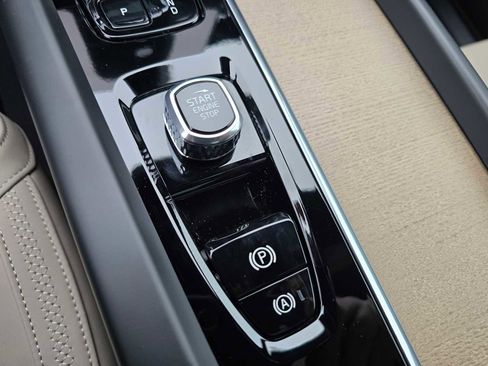 New 2026 Volvo XC60 B5 Core image 28