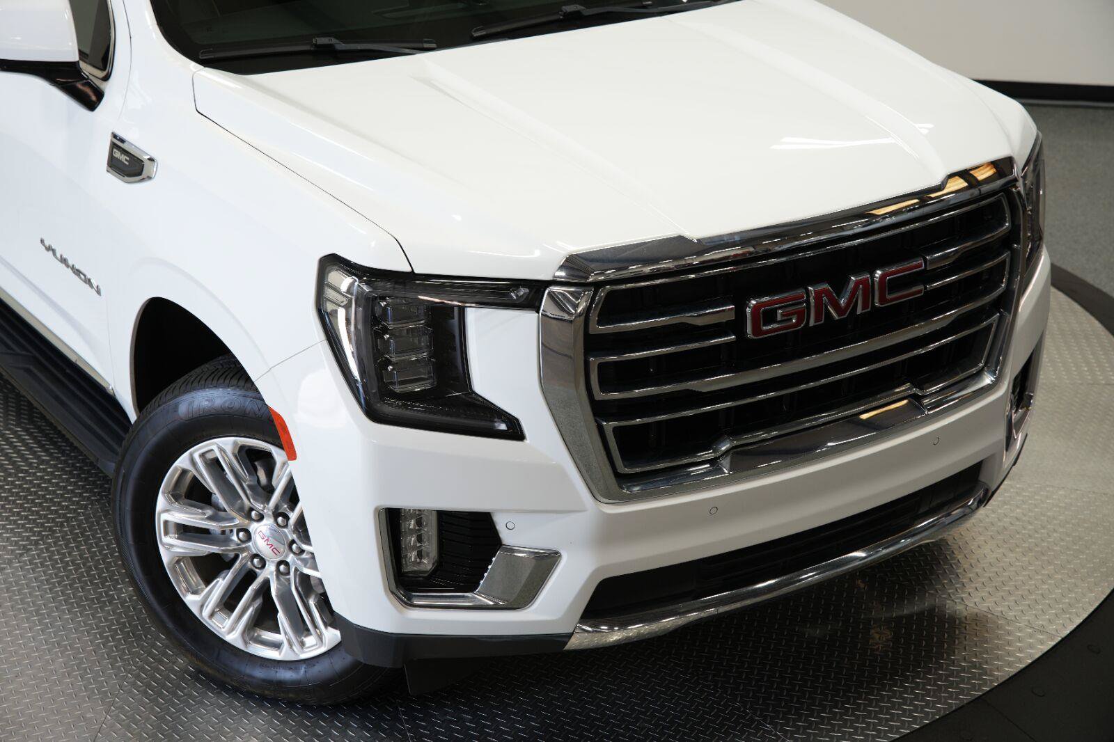 Certified 2024 GMC Yukon SLT AWD/4WD image 54