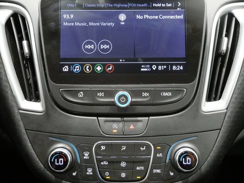 Used 2024 Chevrolet Malibu LT FWD image 20
