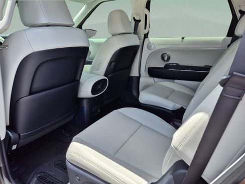 New 2026 Hyundai Palisade Calligraphy FWD image 18