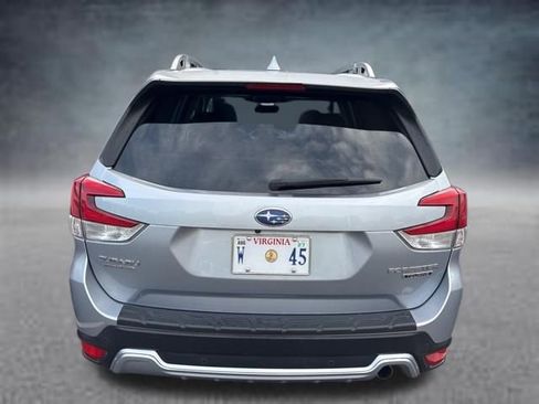 Used 2023 Subaru Forester Touring AWD/4WD image 5