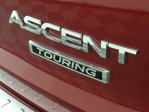 Used 2024 Subaru Ascent Touring w/ Popular Package #2 AWD/4WD image 32
