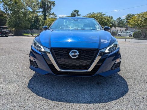 Used 2020 Nissan Altima 2.5 SR w/ Premium Package AWD/4WD image 9