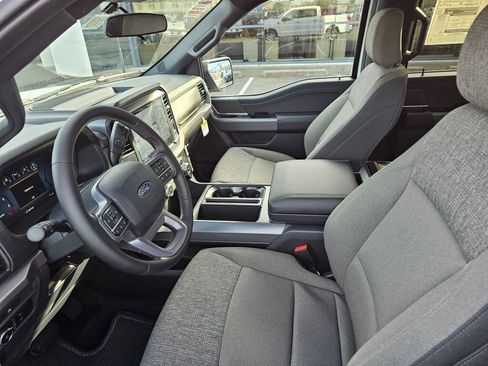 New 2025 Ford F150 XLT w/ Equipment Group 301A Standard image 12