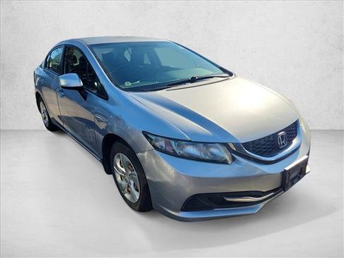 Used 2013 Honda Civic LX image 2