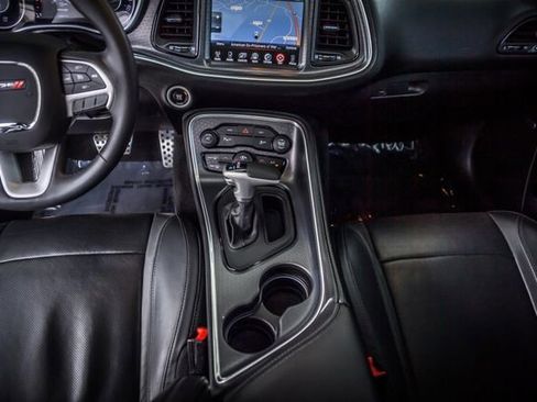 Used 2021 Dodge Challenger R/T image 32