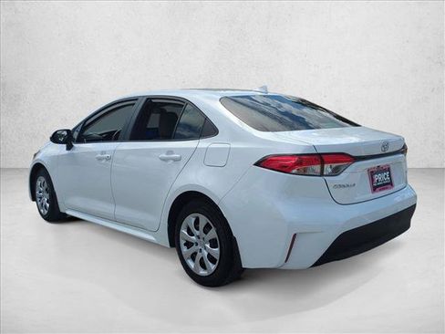 Certified 2025 Toyota Corolla LE FWD image 8