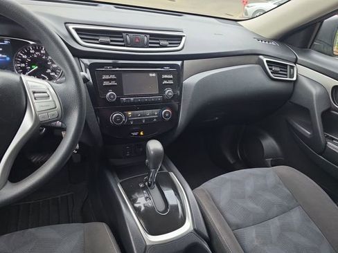 Used 2015 Nissan Rogue S AWD/4WD image 21