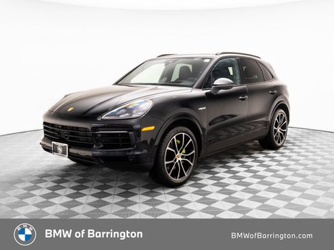 Used 2021 Porsche Cayenne E-Hybrid image 1