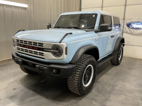 Used 2024 Ford Bronco Heritage Edition image 3