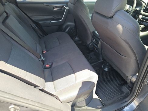 Used 2023 Toyota RAV4 SE w/ Convenience Package AWD/4WD image 5