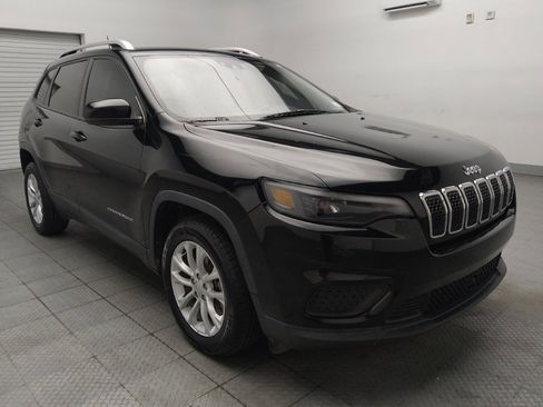 Used 2021 Jeep Cherokee Latitude FWD image 13