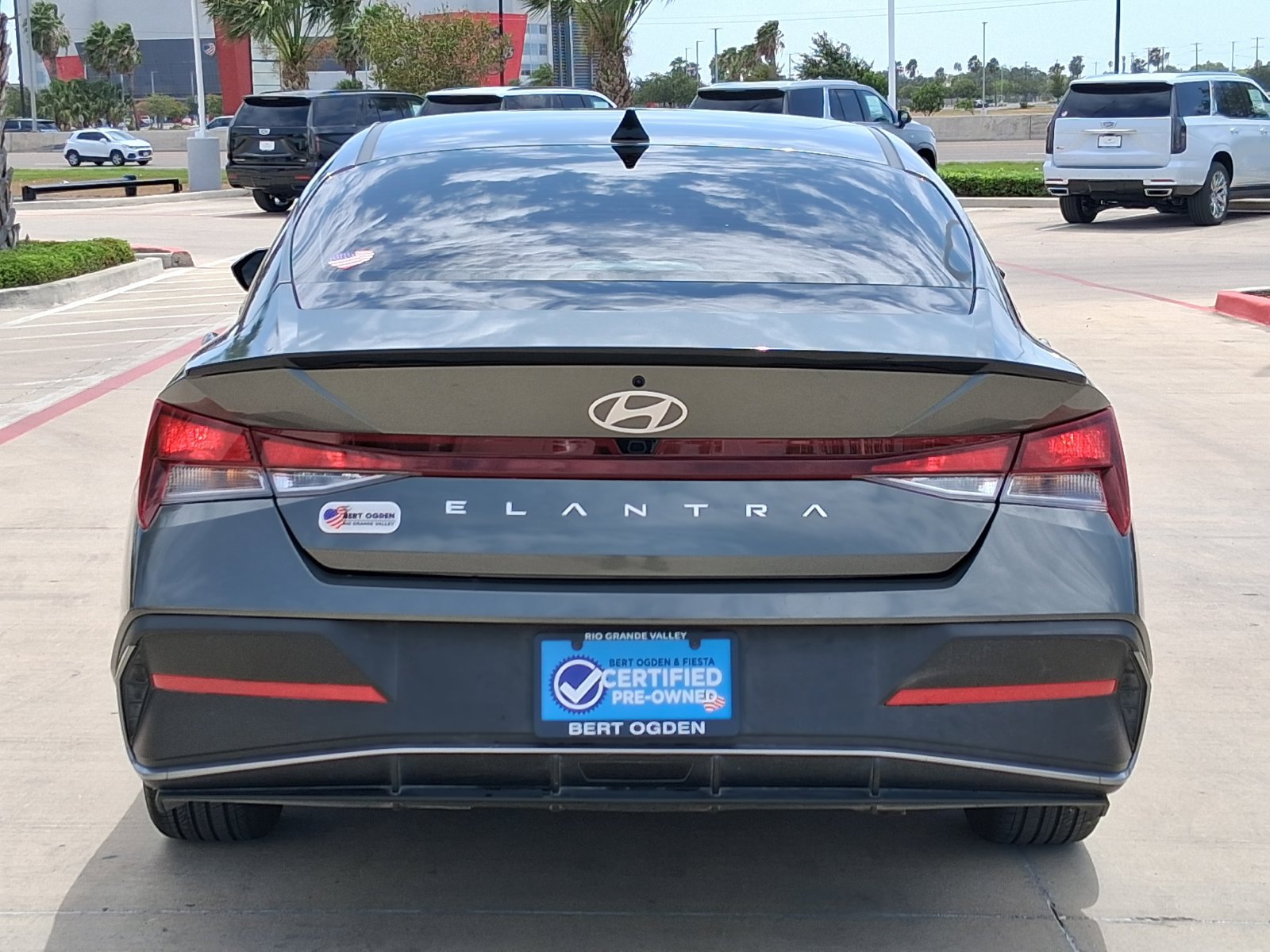 Used 2025 Hyundai Elantra Sport FWD image 5