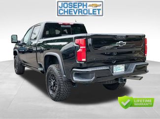 Used 2026 Chevrolet Silverado 2500 ZR2 w/ LPO, Dark Essentials Package AWD/4WD video 3