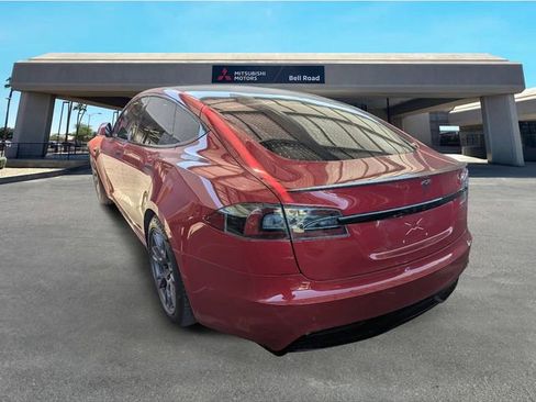 Used 2021 Tesla Model S Plaid image 6