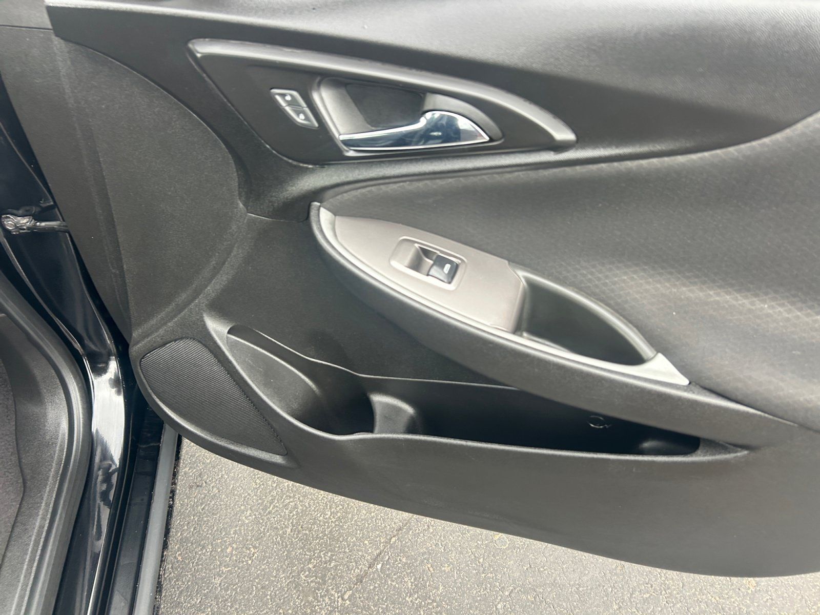 Used 2023 Chevrolet Malibu LS FWD image 16