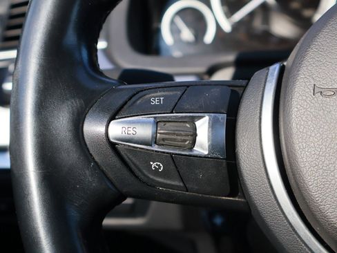 Used 2014 BMW 550i Gran Turismo xDrive 550i Gran Turismo xDrive Sedan image 39