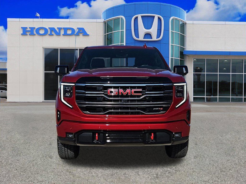 Used 2026 GMC Sierra 1500 AT4 w/ AT4 Premium Package AWD/4WD image 8