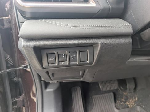 Certified 2024 Subaru Outback Limited AWD/4WD image 10