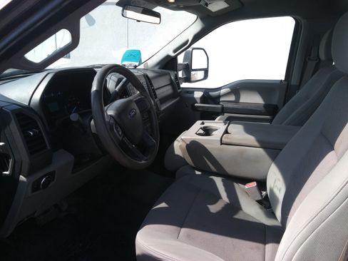 Used 2017 Ford F350 XL AWD/4WD image 9