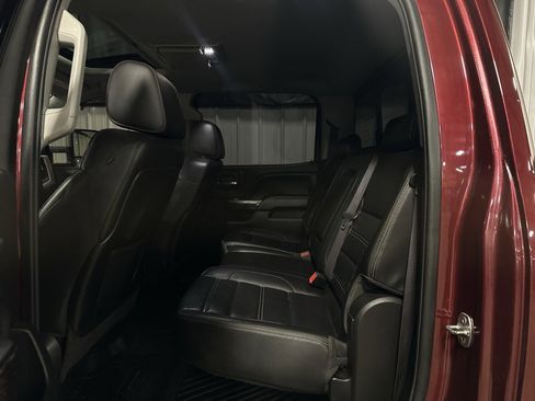 Used 2015 GMC Sierra 2500 Denali w/ Duramax Plus Package image 17