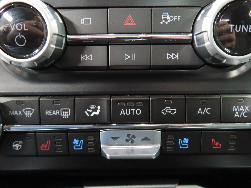 Used 2026 Ford F250 Platinum AWD/4WD image 73