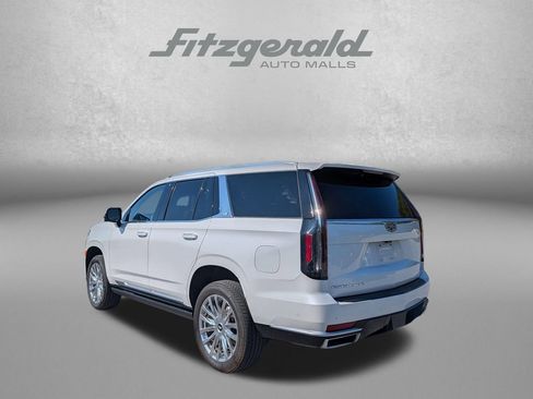 Used 2022 Cadillac Escalade Premium Luxury w/ Performance Package AWD/4WD image 8