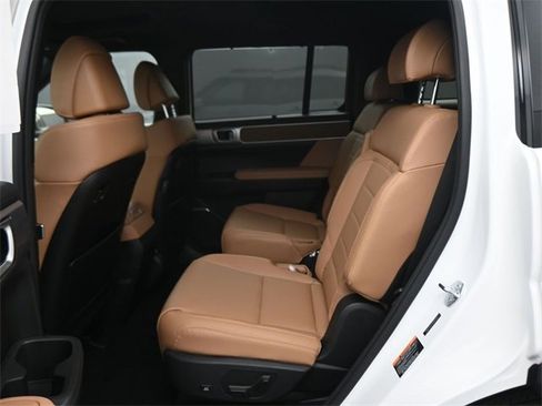 New 2026 Hyundai Santa Fe Limited image 16