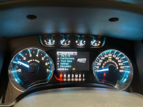 Used 2011 Ford F150 XLT w/ XLT Convenience Pkg image 29