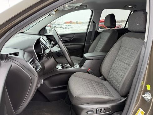 Used 2024 Chevrolet Equinox LT image 22