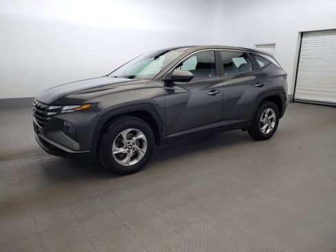 Used 2022 Hyundai Tucson SE AWD/4WD image 2