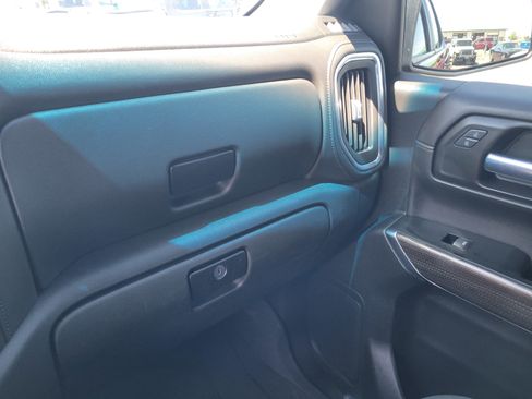 Used 2019 Chevrolet Silverado 1500 RST AWD/4WD image 25