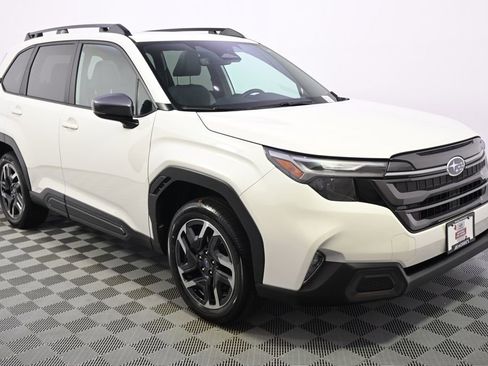 Used 2026 Subaru Forester Limited AWD/4WD image 8