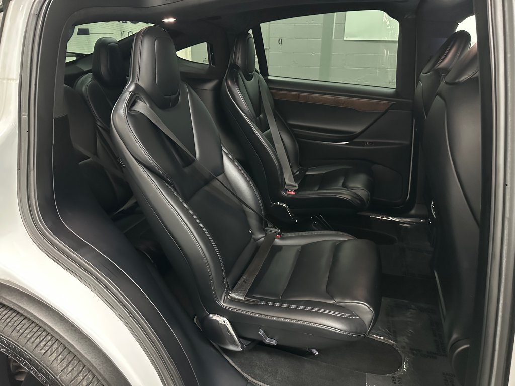 Used 2020 Tesla Model X Long Range AWD/4WD image 21