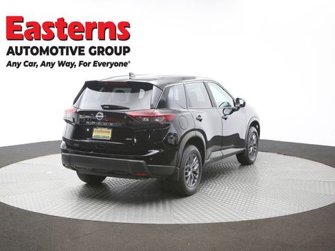 Used 2024 Nissan Rogue S AWD/4WD image 40