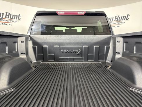 Used 2021 GMC Sierra 1500 SLE AWD/4WD image 22