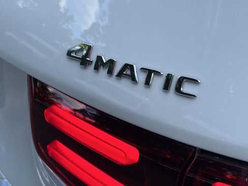 New 2026 Mercedes-Benz GLB 250 4MATIC image 35