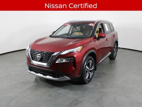 Certified 2021 Nissan Rogue Platinum FWD image 2