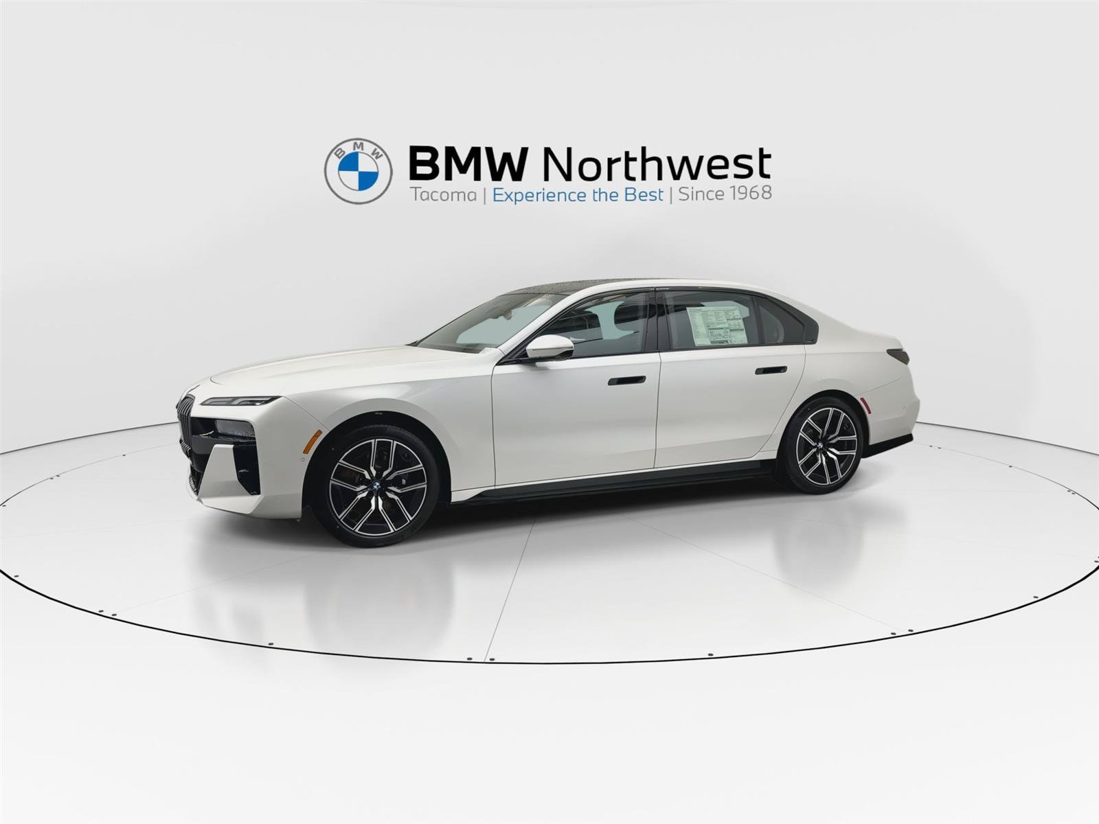 Used 2026 BMW i7 xDrive60 AWD/4WD image 10