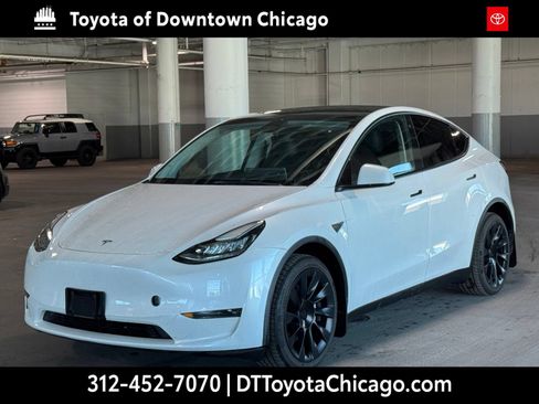Used 2023 Tesla Model Y Long Range AWD/4WD image 3