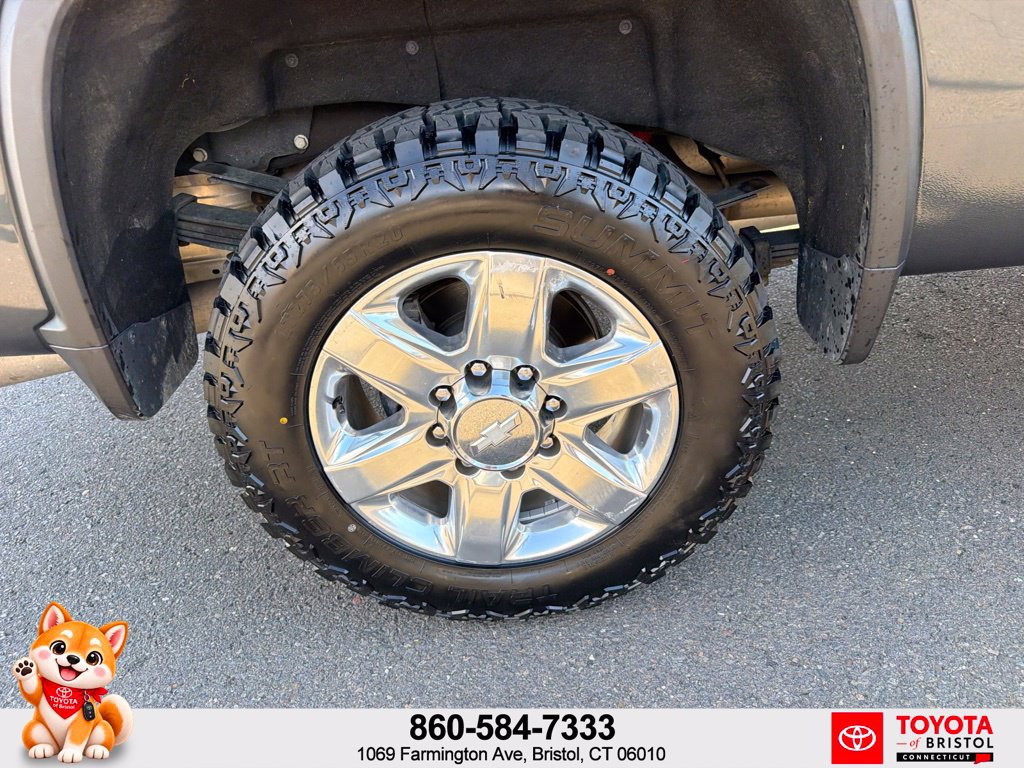 Used 2020 Chevrolet Silverado 3500 LTZ w/ LTZ Premium Package AWD/4WD image 11