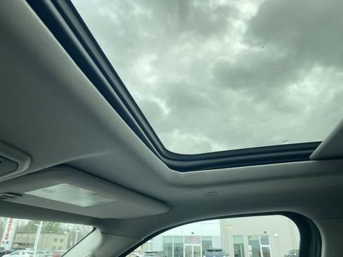 Used 2024 Toyota Tundra Limited image 21