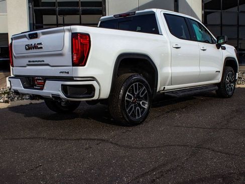 Used 2024 GMC Sierra 1500 AT4 w/ Technology Package AWD/4WD image 6