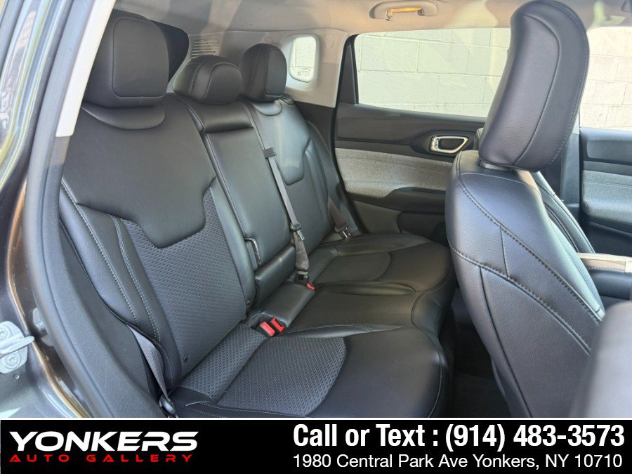 Used 2022 Jeep Compass Latitude AWD/4WD image 44