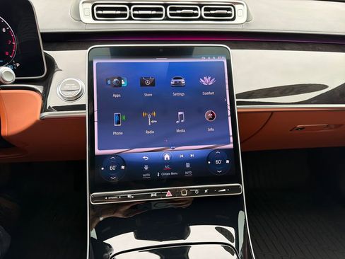 Used 2024 Mercedes-Benz S 580 4MATIC Sedan image 9
