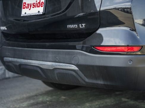 Used 2023 Chevrolet Equinox LT image 11