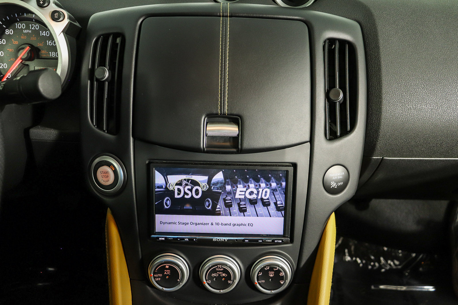 Used 2019 Nissan 370Z Coupe w/ Z34 Heritage Edition - White RWD image 14