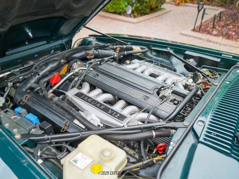 Used 1994 Jaguar XJS V12 Convertible image 23