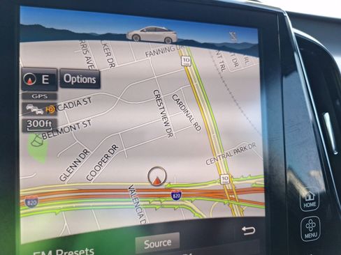 Used 2019 Toyota Prius Limited image 28