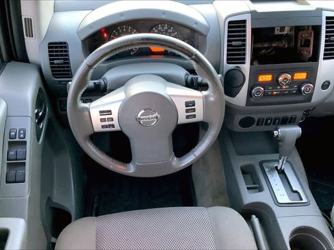 Used 2018 Nissan Frontier SV w/ Value Truck Package image 6